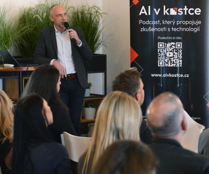 Talkshow AI v kostce_20260326